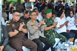 Menkomdigi Meutya Hafid Kenalkan Sekolah Garuda di Ambon, Polda Maluku Dukung Transformasi Digital Pendidikan