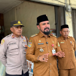Bupati Al-Farlaky Sidak Depot Pupuk Tegaskan Penjualan Harus Sesuai HET