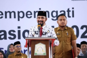 Peringatan Hari Guru Nasional di Aceh Timur Khidmat, 10 Guru Hebat Terima Penghargaan