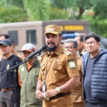 Bupati Al-Farlaky Sambut Relawan SKPA Aceh di Aceh Timur