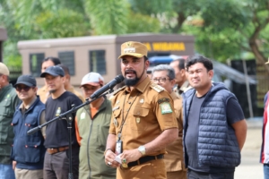 Bupati Al-Farlaky Sambut Relawan SKPA Aceh di Aceh Timur