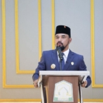 Lantik 68 Keuchik, Bupati Al-Farlaky Minta Gercep Bantu Penanggulangan Bencana