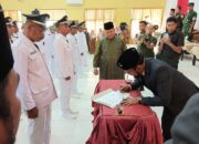 Bupati Al- Farlaky Lantik 106 Keuchik Gelombang III