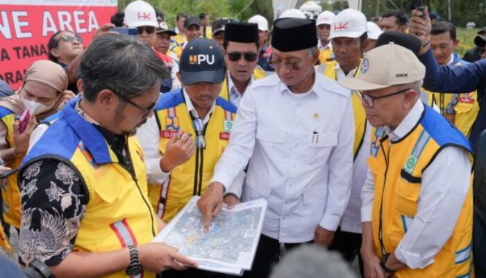 Menteri PU Tinjau Runtuhan Tebing Aceh Tengah, Strategis Penanganan Longsor Dipercepat