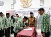 Bupati Al- Farlaky Kukuhkan Pengurus DPC APDESI Aceh Timur 2026-2031