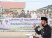 Bupati Al-Farlaky Bagi Alsintan Untuk Brigade Pangan