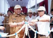 Huntara Karyawan PT. PPP dan PT. Sri Kuala Siap Huni, Bupati Armia Resmikan