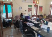 Babinsa Giat Puldata Ter Kantor Desa guna Perbaharui Data Wilayah