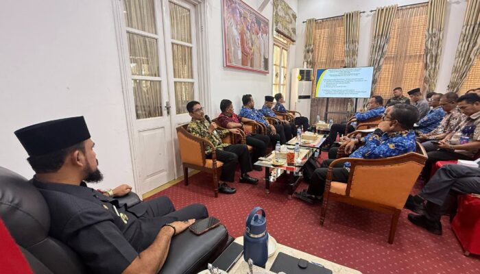 Bupati Al-Farlaky Hadiri Sosialisasi Teknis Pelaporan Kinerja Daerah