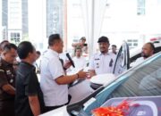 Toyota Bantu 3 Ambulans untuk Mobilisasi Yankes Pasca Bencana, Bupati Armia Katakan Ini