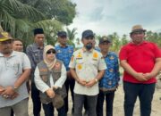 Pascabanjir, Bupati Al-Farlaky Cek Irigasi yang Rusak