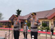 Kalungan Bunga dan Pedang Pora Warnai Acara Pisah Sambut Kapolres Aceh Tamiang