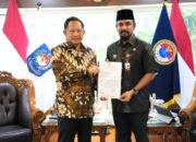 Bupati Al Farlaky Temui Mendagri Tito Karnavian Bahas Percepatan Penanganan Pascabanjir
