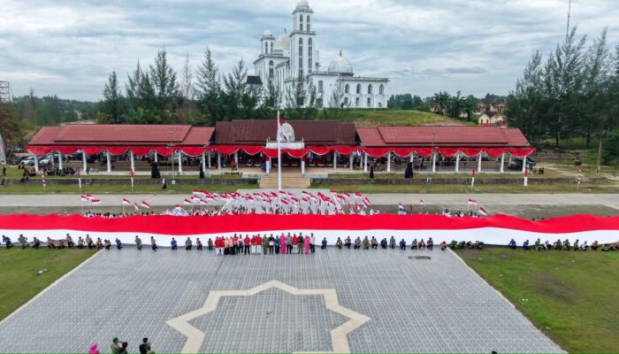 Kirab Bendera Merah Putih Semarakkan HUT ke-81 RI di Aceh Timur
