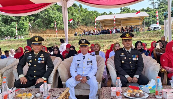 Camat Indra Makmur Ajak Masyarakat Perkuat Persatuan di Peringatan HUT ke-81 RI
