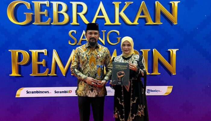 Bupati Al-Farlaky Raih Serambi Award, Dinobatkan sebagai Pemimpin Inovator Transformasi Fiskal Daerah